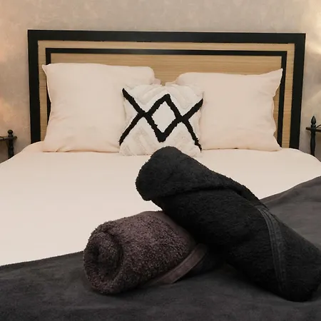 Romantic Apartment-hyper Centre דירה
