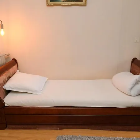 Romantic Apartment-hyper Centre דירה *